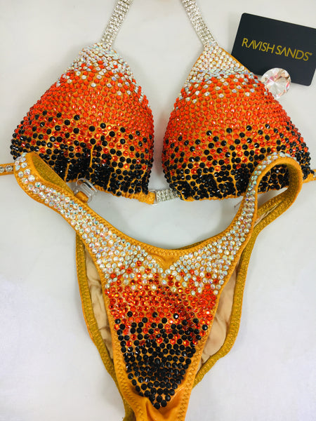 Rental  FIGURE C/D-Cup Top/TINA Bottom