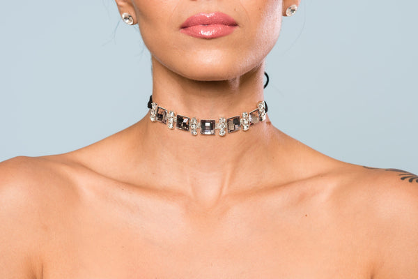 Daring Diva Choker